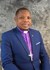 Bishop Daniel Lunge